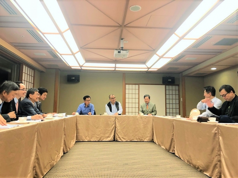 理、監事們討論提案