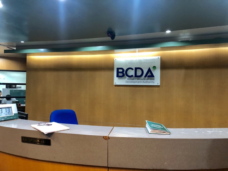「基地轉化暨發展署（BCDA）」負責將菲國軍事基地轉化、開發，包括Bonifacio Global City（BGC）、娛樂博弈區等。目前正在打造New Clark City（新克拉克市)