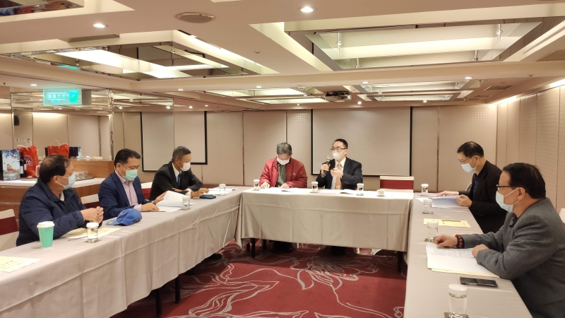 **理事長何鴻榮博士主持致詞