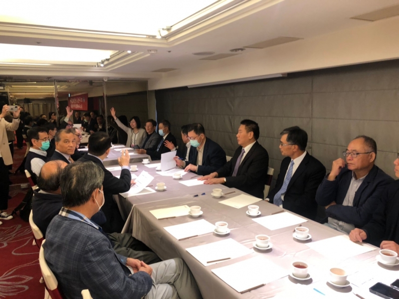 **推選新任理事長－葉匡時、副理事長－張璠、江正治、洪英正