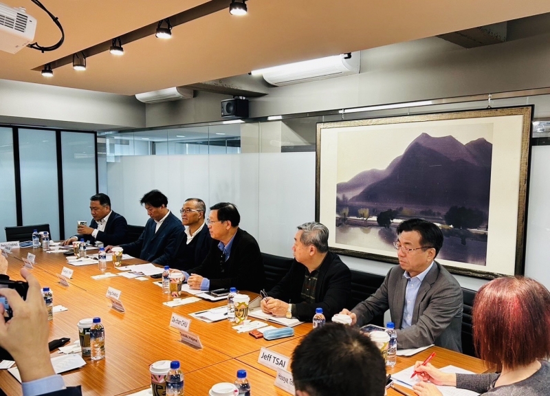 **協會成員與日本訪賓交流及經驗分享