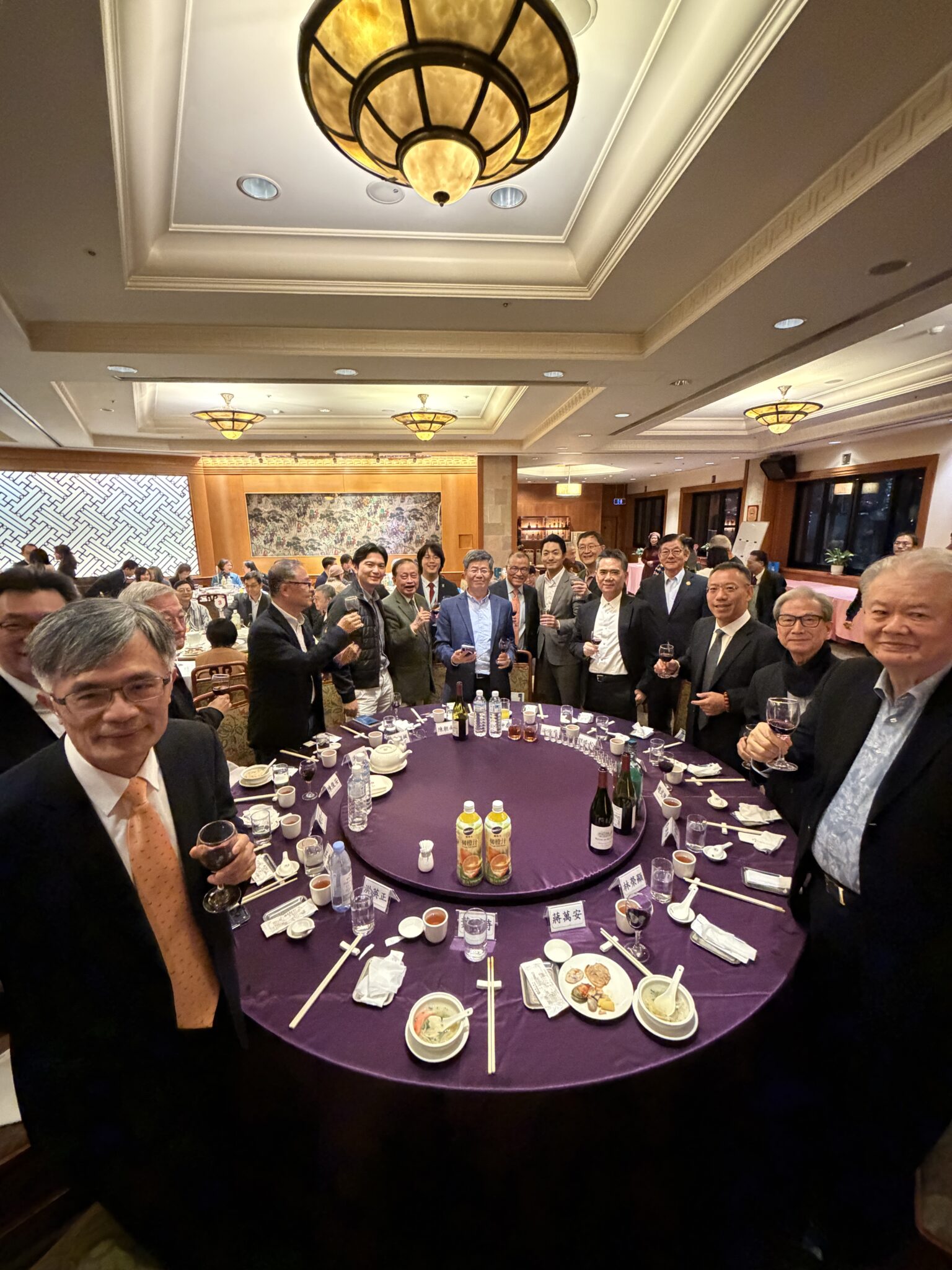 蔣市長逐桌合影